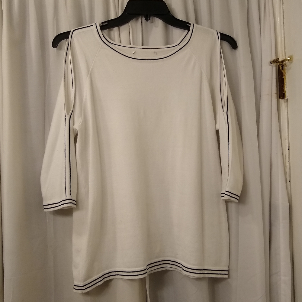 White Sweater with Black Stripe Detail Open Sleeve